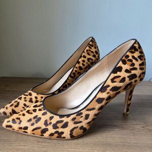 EUC JESSICA SIMPSON CARPENA REAL COW HAIR FUR UPPER ANIMAL PRINT STILETTOS 9.5
